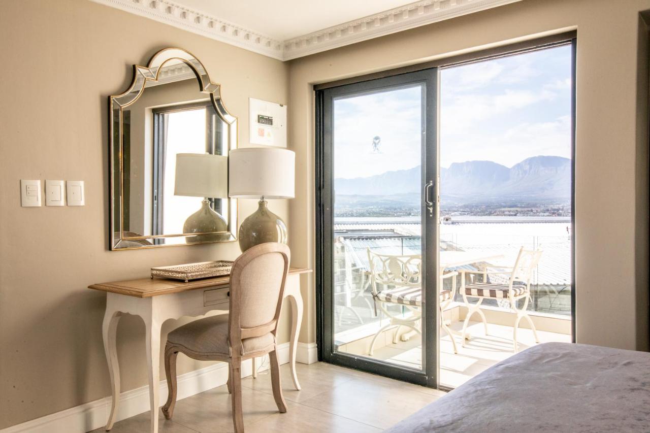 Oceana Palms Luxury Guest House Gordons Bay Bagian luar foto