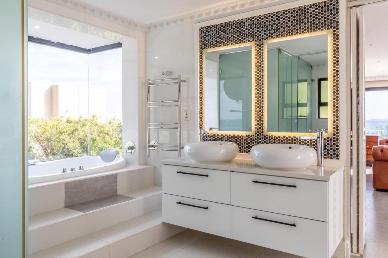 Oceana Palms Luxury Guest House Gordons Bay Bagian luar foto