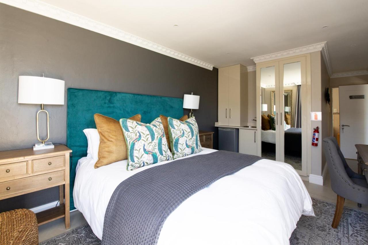 Oceana Palms Luxury Guest House Gordons Bay Bagian luar foto