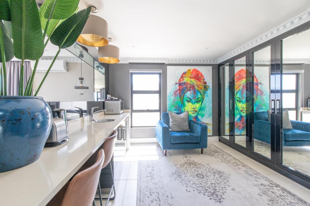 Oceana Palms Luxury Guest House Gordons Bay Bagian luar foto