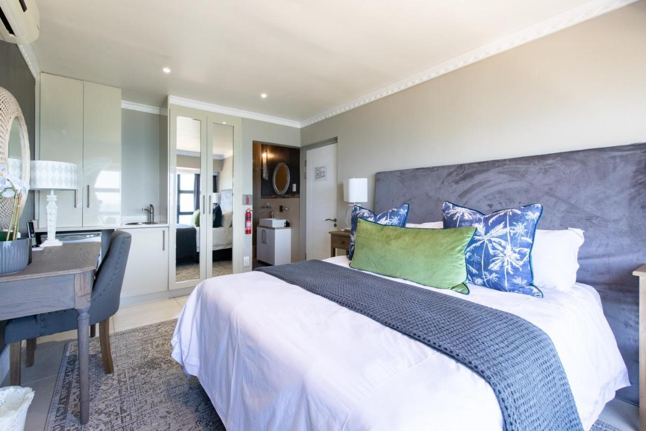 Oceana Palms Luxury Guest House Gordons Bay Bagian luar foto