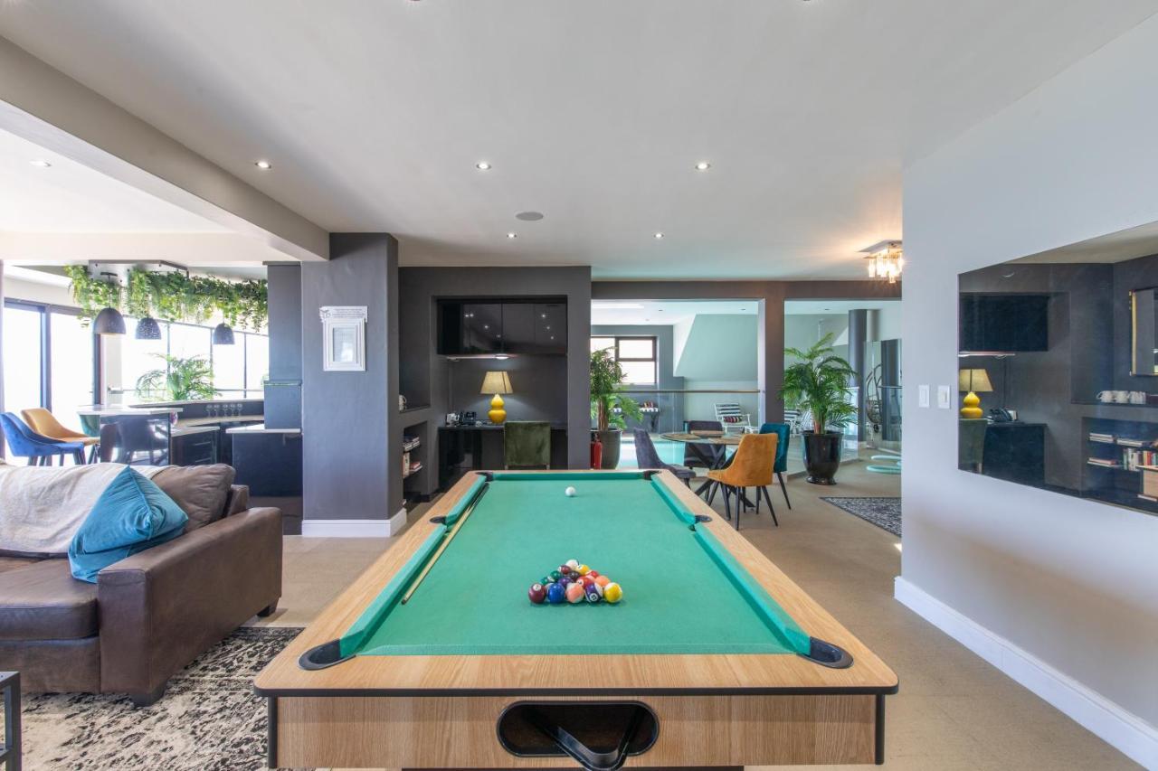 Oceana Palms Luxury Guest House Gordons Bay Bagian luar foto