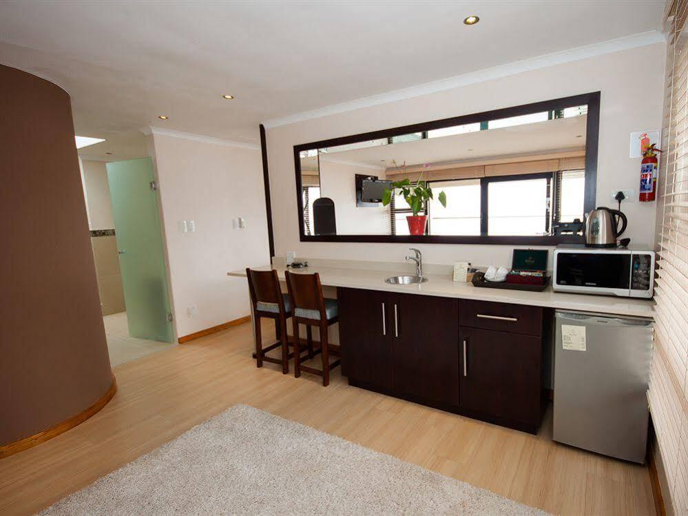 Oceana Palms Luxury Guest House Gordons Bay Bagian luar foto
